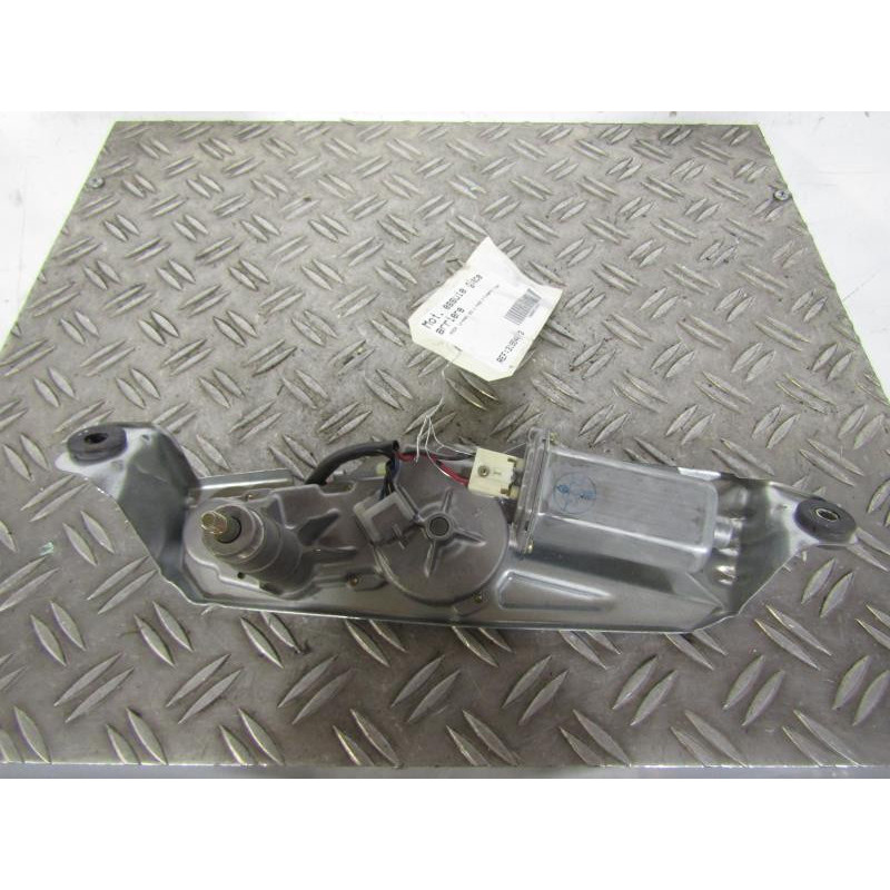 Moteur essuie glace arriere MAZDA 323 6 Photo n°1