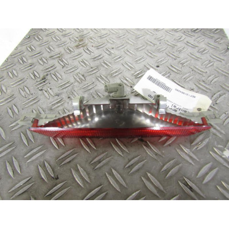 Feu arriere stop central TOYOTA AVENSIS VERSO