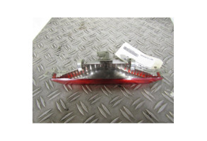 Feu arriere stop central TOYOTA AVENSIS VERSO Photo n°1