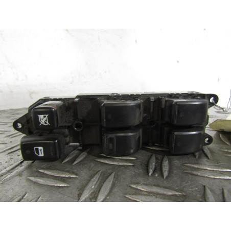 Interrupteur de leve vitre avant gauche TOYOTA AVENSIS VERSO