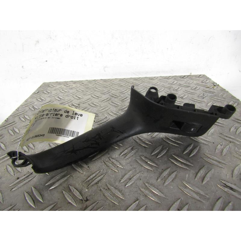 Interrupteur de leve vitre arriere droit AUDI A4 2 Photo n°1