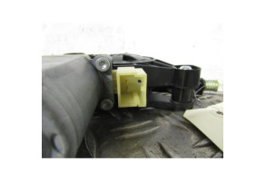 Leve vitre electrique avant gauche AUDI A4 4 Photo n°4