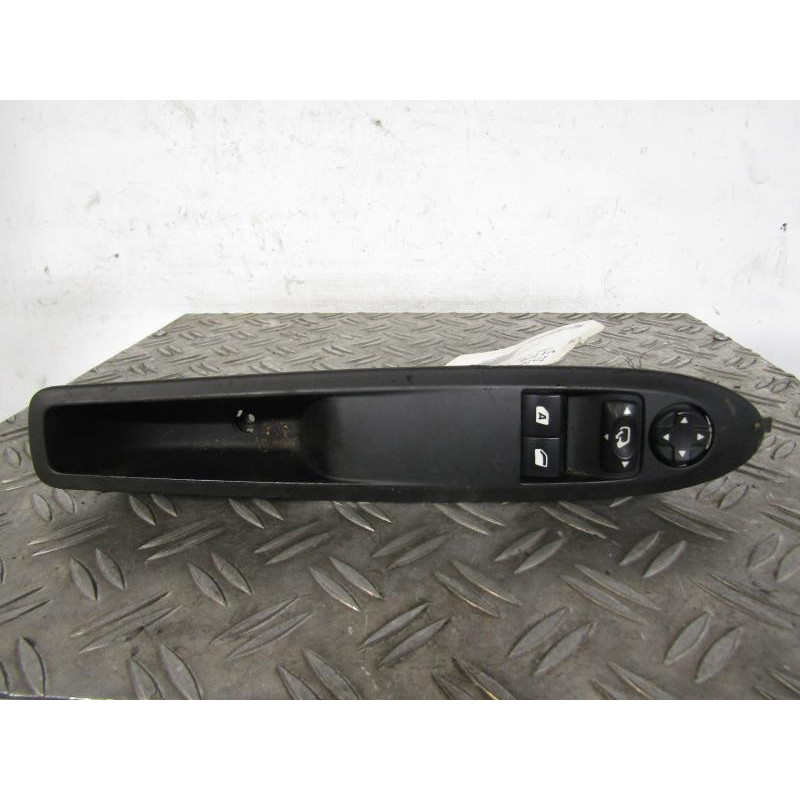 Interrupteur de leve vitre avant gauche CITROEN DS3 Photo n°1