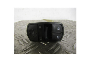 Interrupteur de leve vitre avant droit OPEL CORSA D Photo n°1
