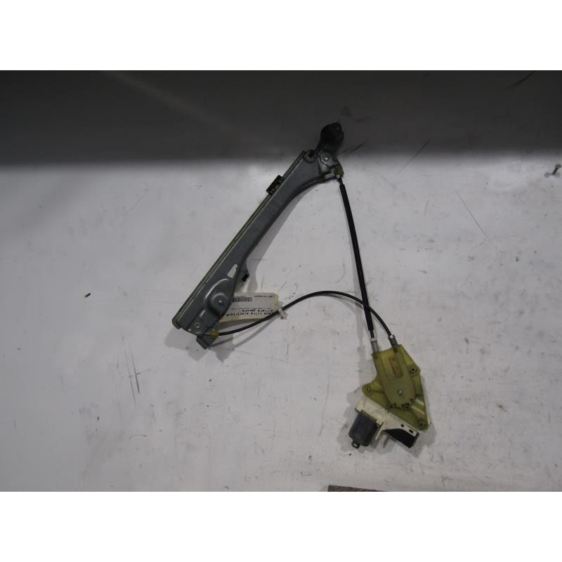 Leve vitre electrique arriere gauche RENAULT LAGUNA 3 Photo n°1