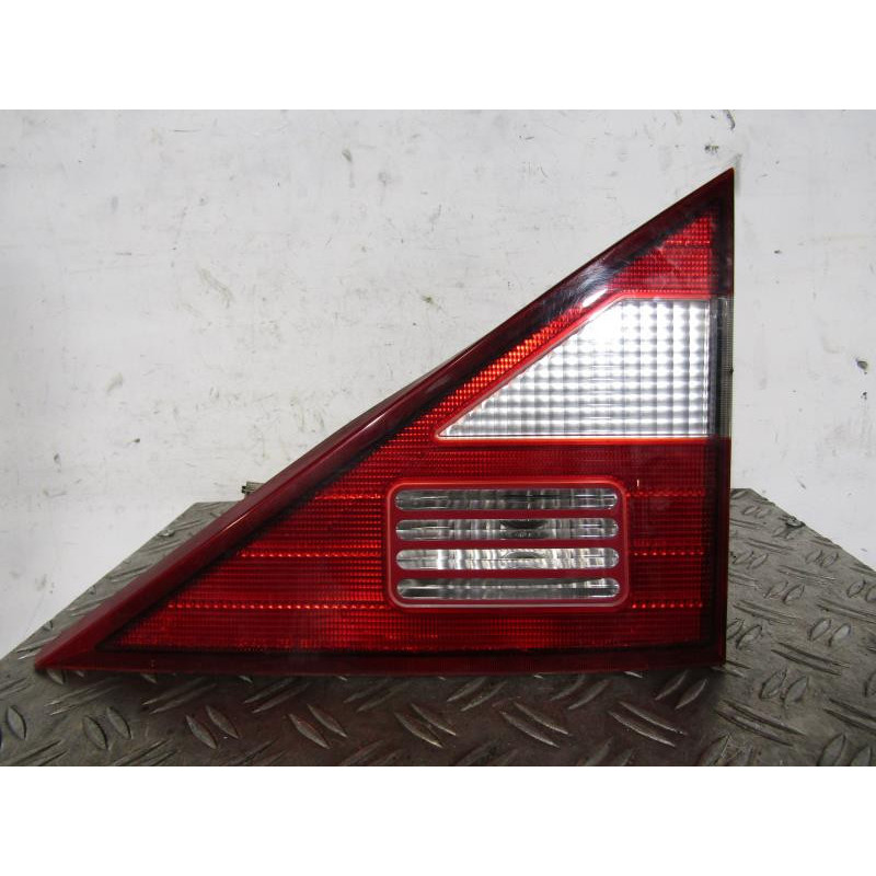 Feu arriere secondaire droit (feux) SSANGYONG STAVIC Photo n°1