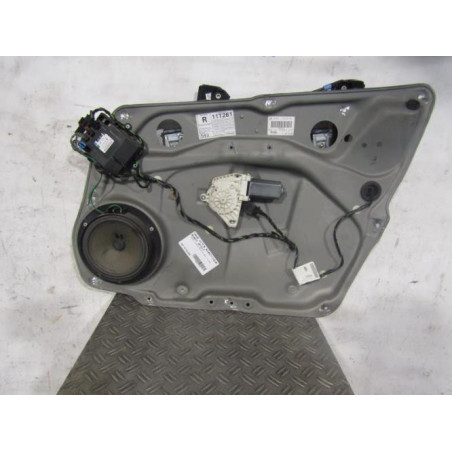 Leve vitre electrique avant droit MERCEDES CLASSE B 245
