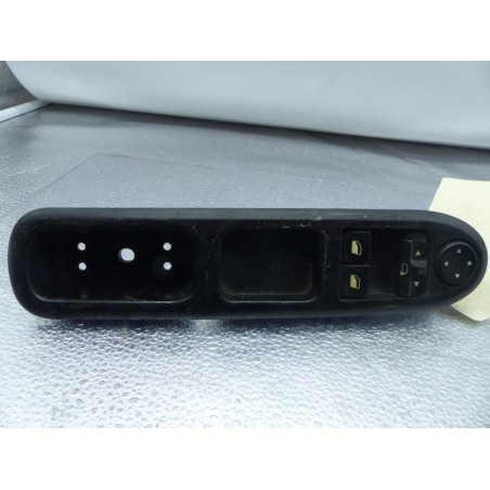 Interrupteur de leve vitre avant gauche PEUGEOT 407