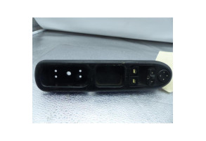 Interrupteur de leve vitre avant gauche PEUGEOT 407 Photo n°1