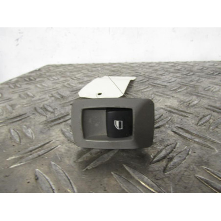 Interrupteur de leve vitre arriere gauche BMW SERIE 3 E90