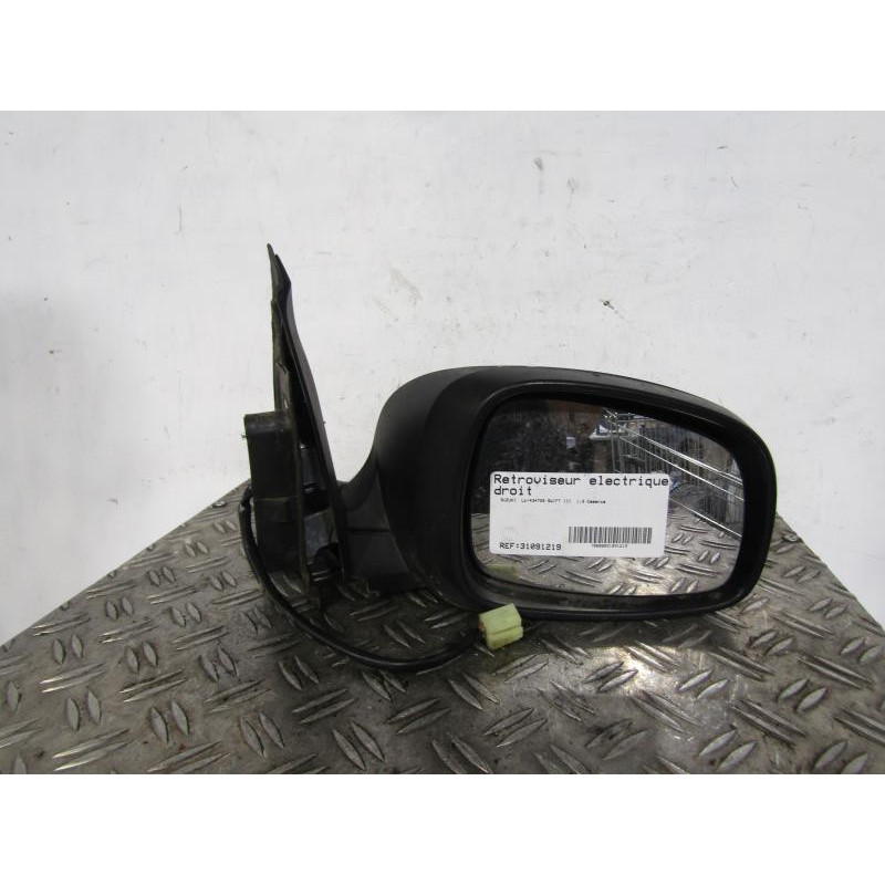 Retroviseur droit SUZUKI SWIFT 3 Photo n°1