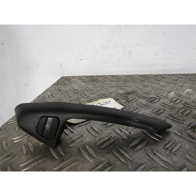 Interrupteur de leve vitre arriere gauche VOLKSWAGEN GOLF 3 Photo n°1