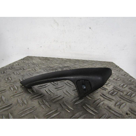 Interrupteur de leve vitre avant droit VOLKSWAGEN GOLF 3