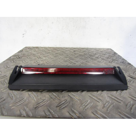 Feu arriere stop central VOLKSWAGEN PASSAT 6