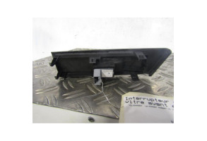 Interrupteur de leve vitre avant droit VOLKSWAGEN PASSAT 6 Photo n°2