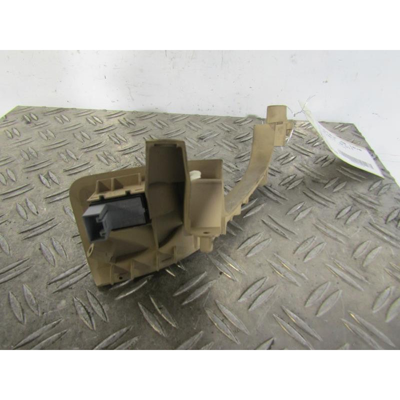 Interrupteur de leve vitre avant droit VOLKSWAGEN GOLF 5 Photo n°1