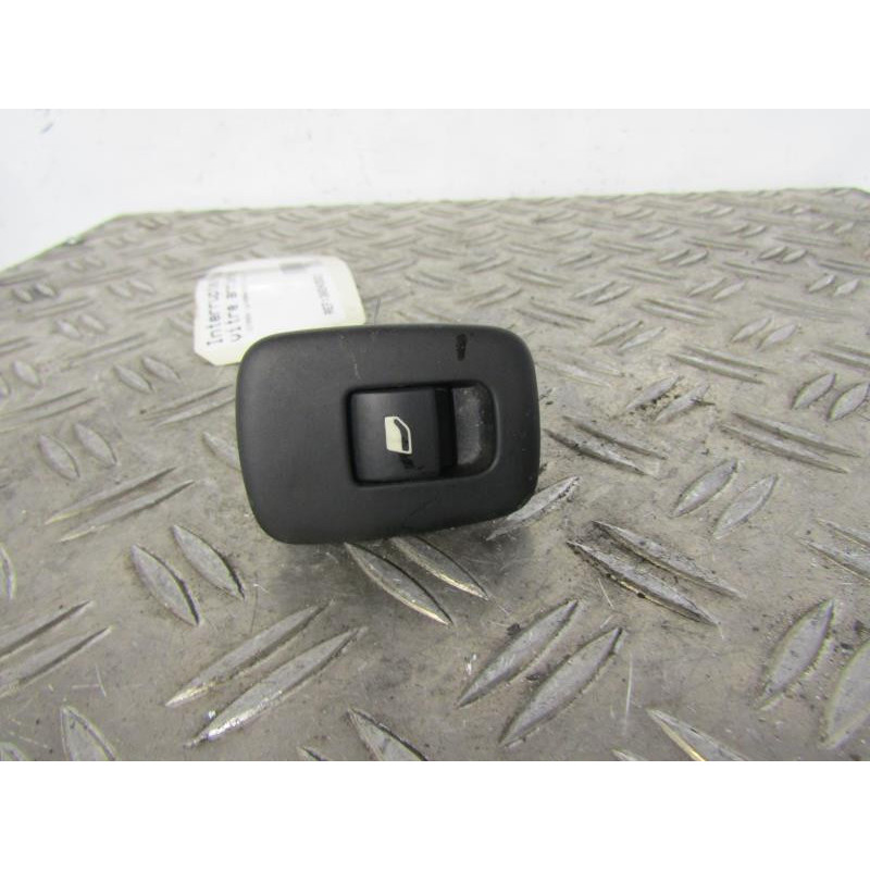 Interrupteur de leve vitre arriere droit CITROEN C5 2 Photo n°1