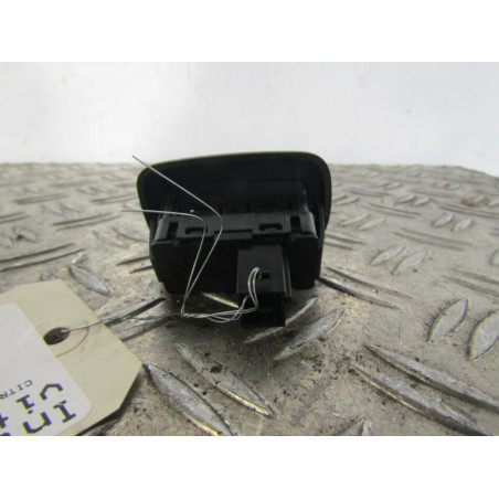 Interrupteur de leve vitre arriere gauche CITROEN C5 2