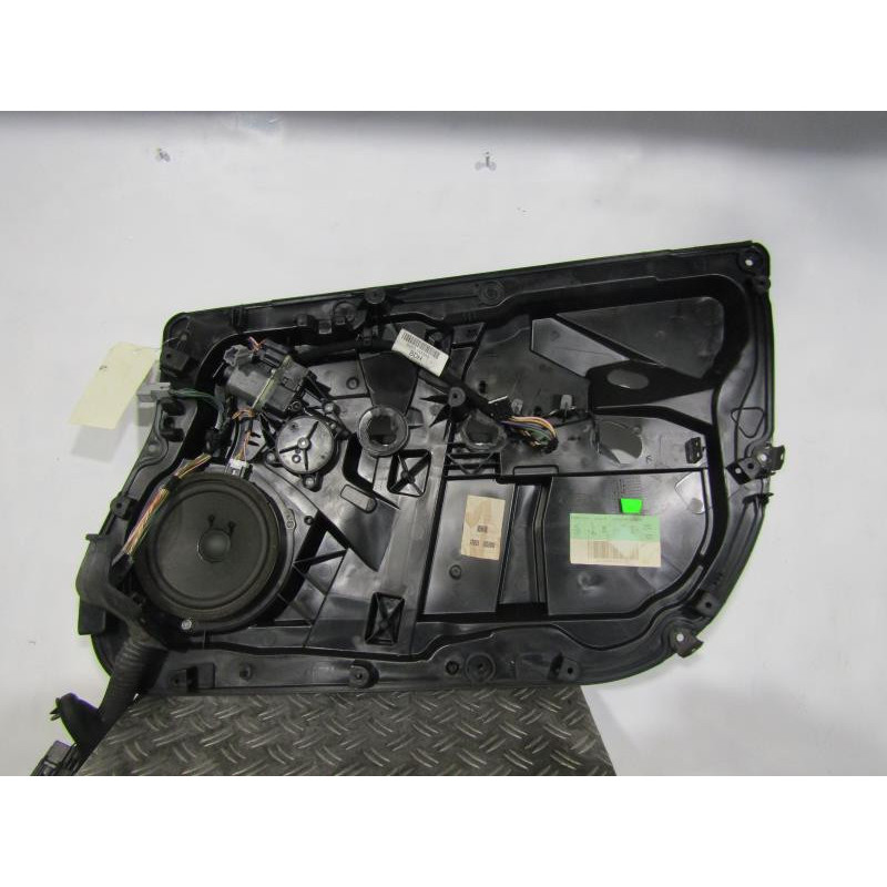 Leve vitre electrique avant droit FORD FIESTA 6 Photo n°1