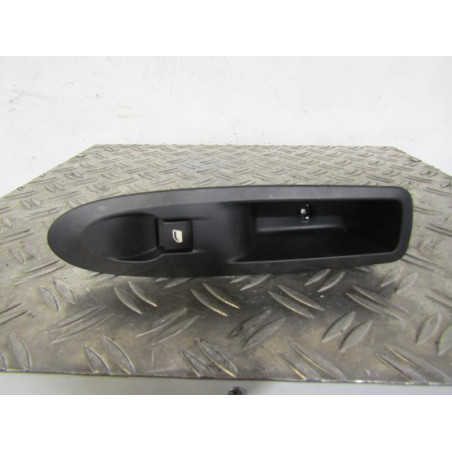 Interrupteur de leve vitre arriere gauche CITROEN C4 2