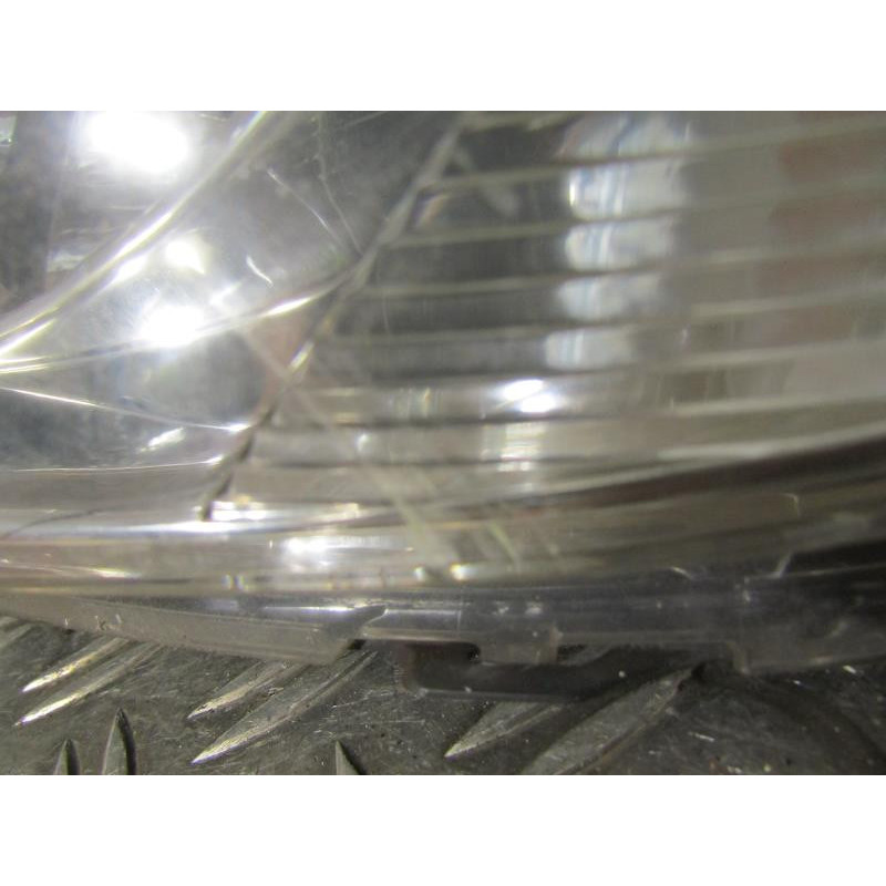 Optique avant principal droit (feux)(phare) SUZUKI SWIFT 3 Photo n°1