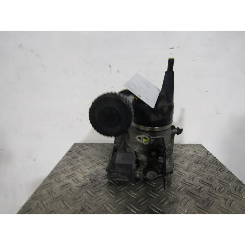 Pompe de direction CITROEN C4 PICASSO 1 Photo n°1