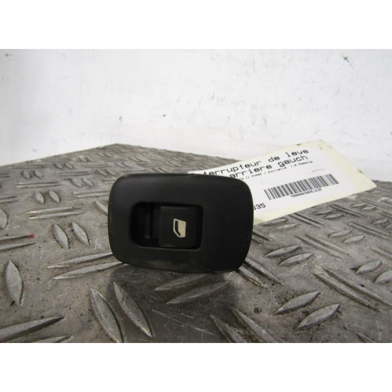 Interrupteur de leve vitre arriere gauche CITROEN C3 2 Photo n°1