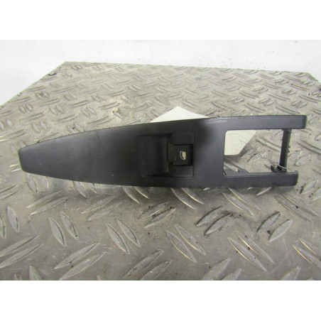 Interrupteur de leve vitre avant droit CITROEN C6