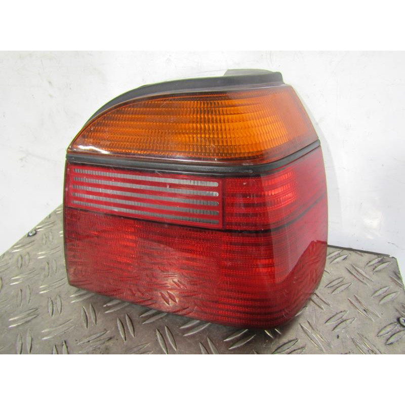 Feu arriere principal droit (feux) VOLKSWAGEN GOLF 3 Photo n°1