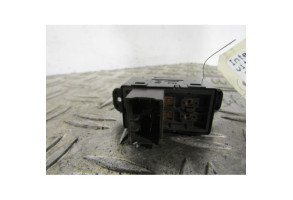 Interrupteur de leve vitre avant droit KIA RIO 2 Photo n°2