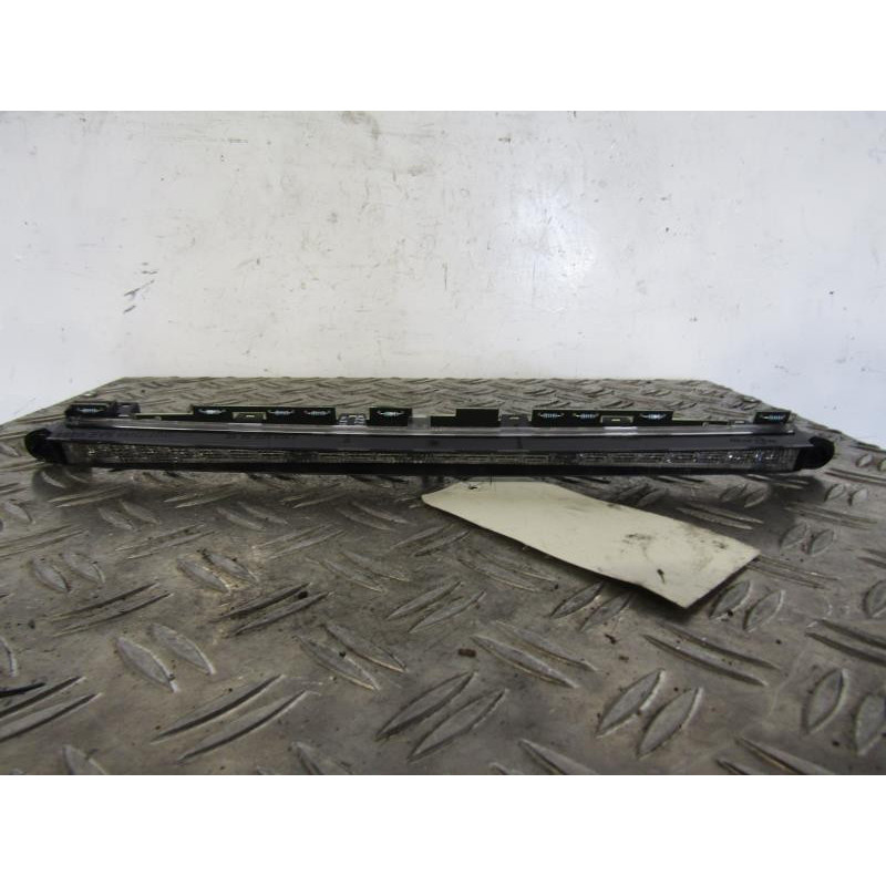 Feu arriere stop central MERCEDES CLASSE C 203 COUPE SPORT Photo n°1