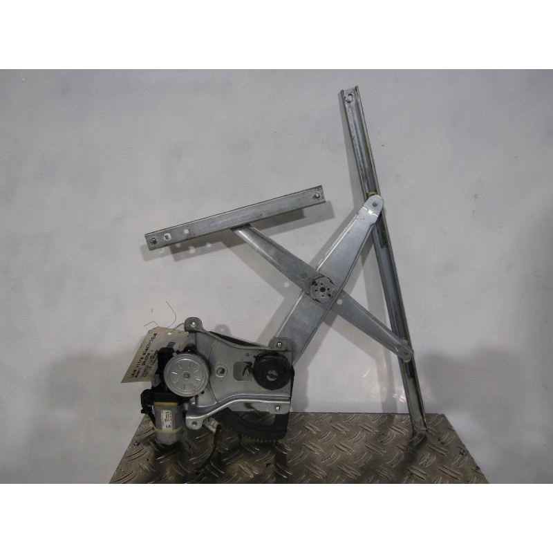 Leve vitre electrique avant gauche CHEVROLET AVEO 1 Photo n°1