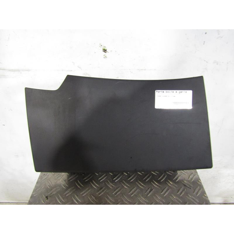 Porte boite a gants HYUNDAI I 40 Photo n°1