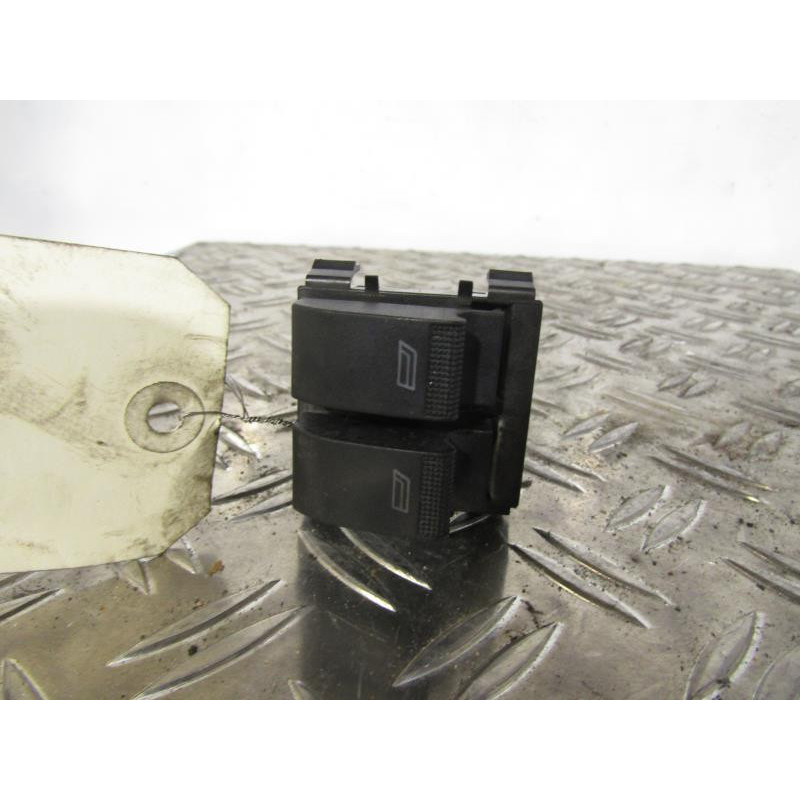 Interrupteur de leve vitre avant gauche AUDI A3 1 Photo n°1