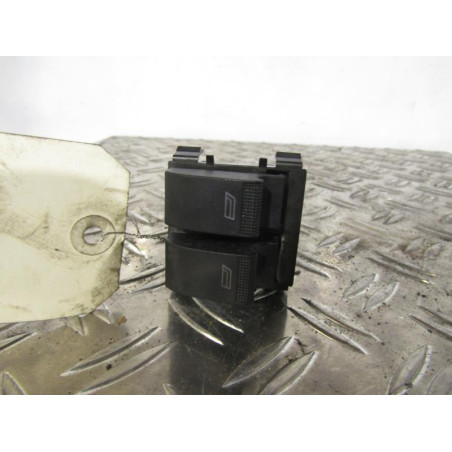 Interrupteur de leve vitre avant gauche AUDI A3 1