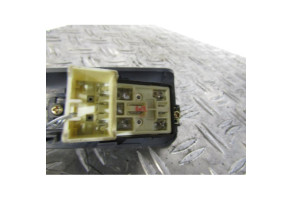 Interrupteur de leve vitre arriere droit KIA CERATO Photo n°2