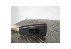 Interrupteur de leve vitre arriere gauche KIA CERATO Photo n°1