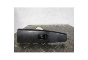 Interrupteur de leve vitre avant droit KIA CERATO Photo n°1