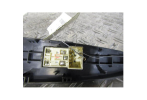 Interrupteur de leve vitre avant droit KIA CERATO Photo n°2