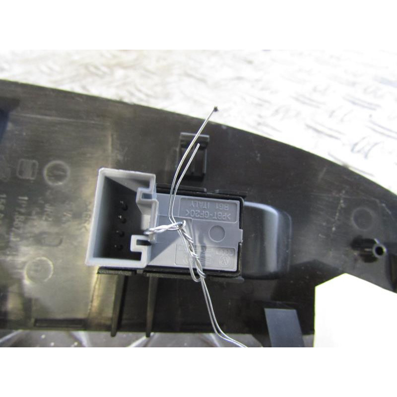 Interrupteur de leve vitre avant droit SEAT LEON 2 Photo n°1