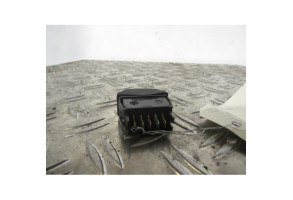 Interrupteur de leve vitre avant droit CITROEN XSARA PICASSO Photo n°2