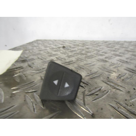 Interrupteur de leve vitre avant gauche FIAT PANDA 2