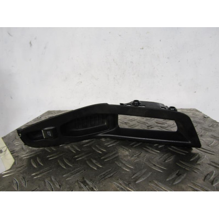 Interrupteur de leve vitre avant droit FORD FIESTA 6