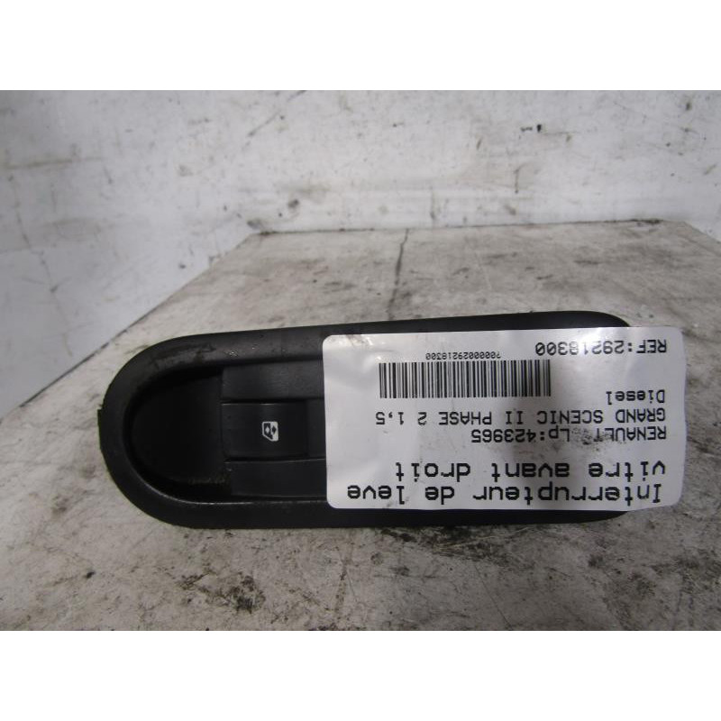 Interrupteur de leve vitre avant droit RENAULT SCENIC 2 Photo n°1