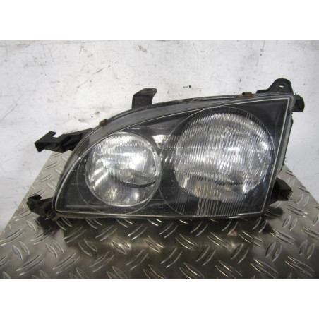 Optique avant principal gauche (feux)(phare) TOYOTA AVENSIS 1