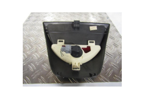 Feu arriere stop central TOYOTA AVENSIS 1 Photo n°2