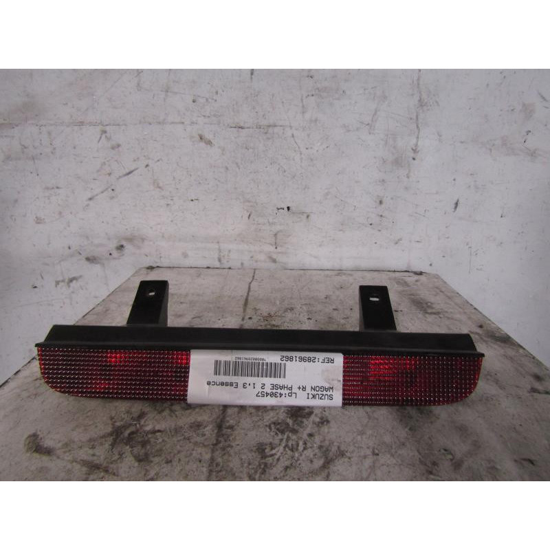 Feu arriere stop central SUZUKI WAGON-R Photo n°1