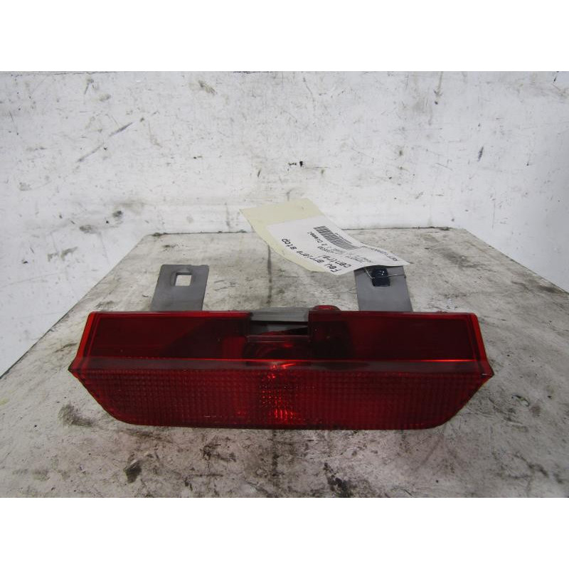 Feu arriere stop central TOYOTA RAV4 2 Photo n°1