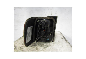 Feu arriere principal droit (feux) VOLKSWAGEN PASSAT 4 Photo n°2