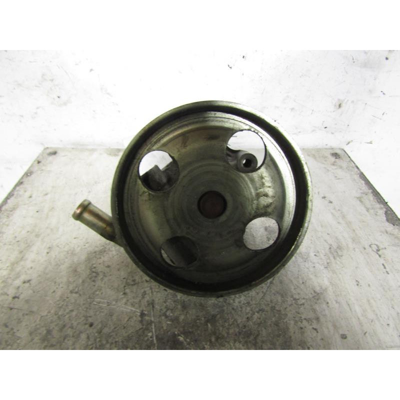 Pompe de direction MAZDA 2 1 Photo n°1